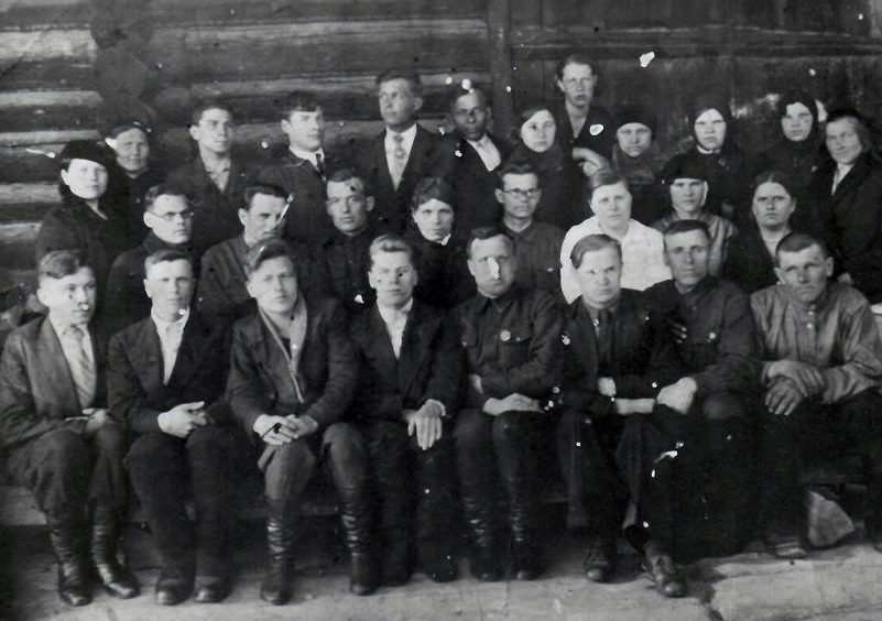 1937 год: комсомольский актив Режа